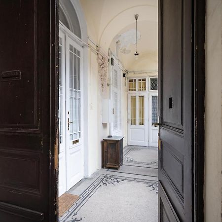 Retro Rebel Mode Apartment Budapest Bagian luar foto