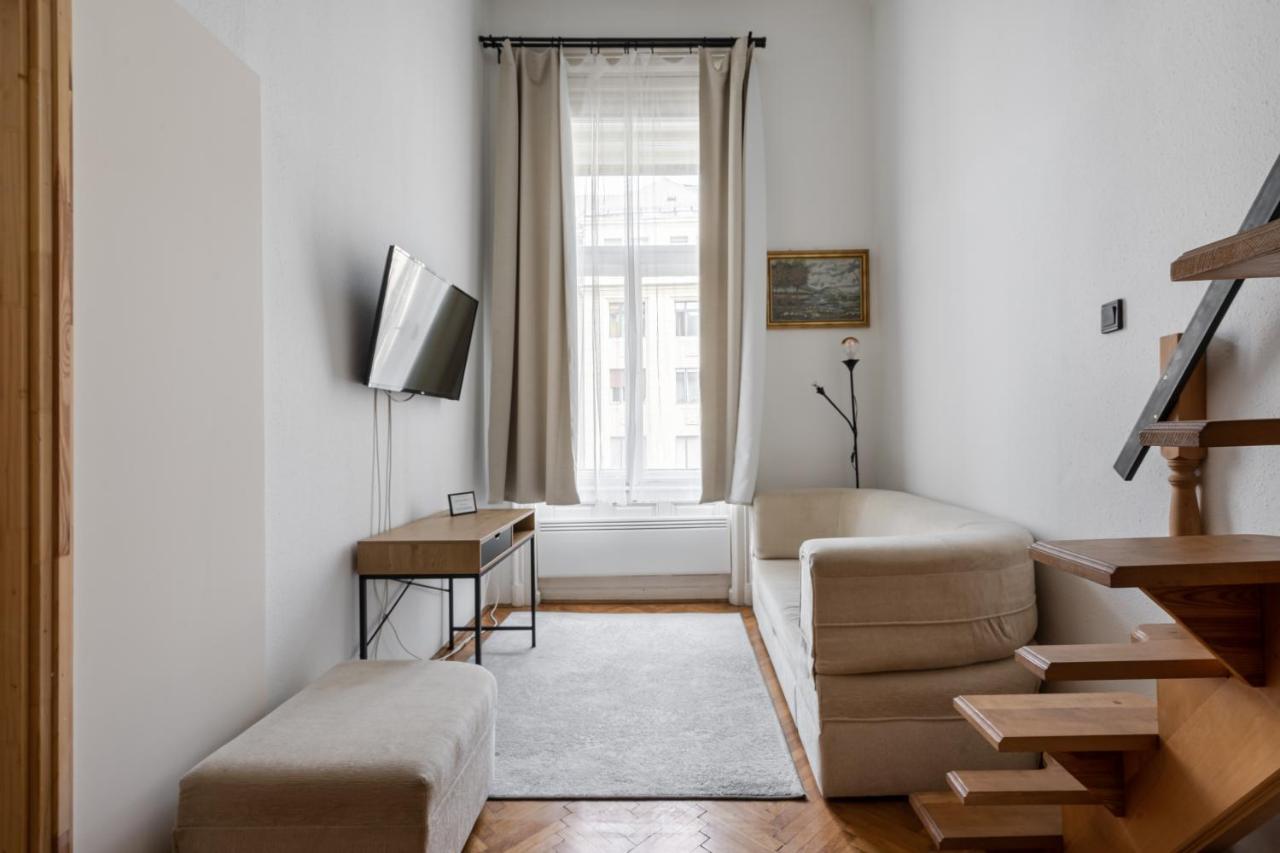 Retro Rebel Mode Apartment Budapest Bagian luar foto